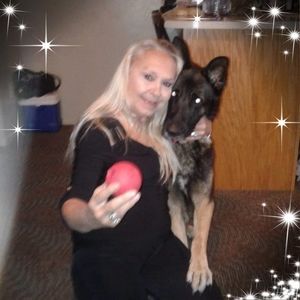 Meet your Posher, Vikki